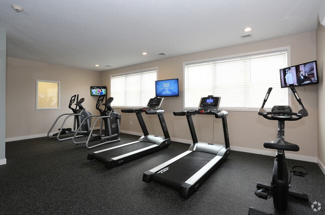 Fitness Center - Broadleaf Boulevard Apartments