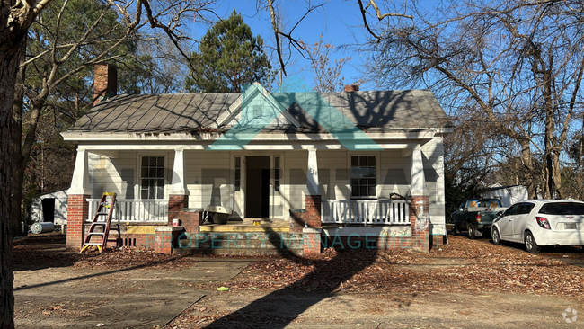 Building Photo - Under Renovation: Multi-Family Units in El... Rental