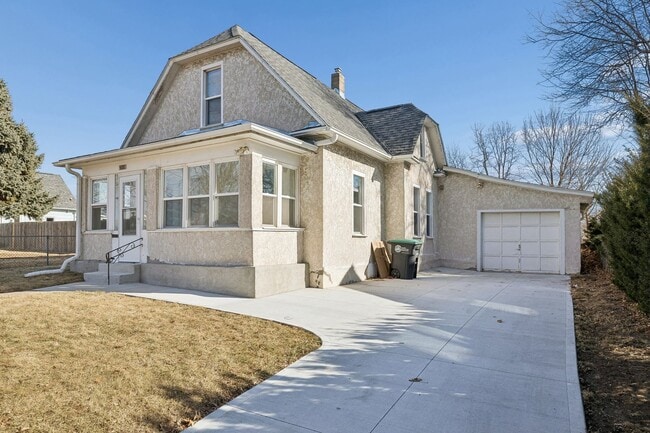 Photo - Comfortable 3-Bedroom Living in Benson