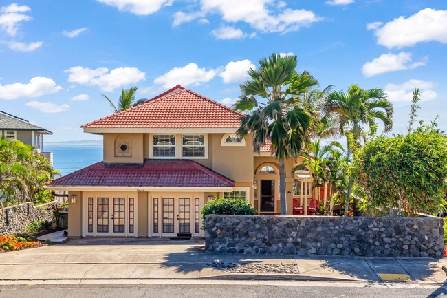 4 Bedroom/3 Bathroom Home with Stunning Di... - 4 Bedroom/3 Bathroom Home with Stunning Di...