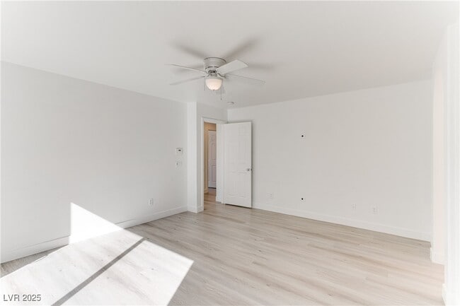 Building Photo - 523 Moses Lake Ct