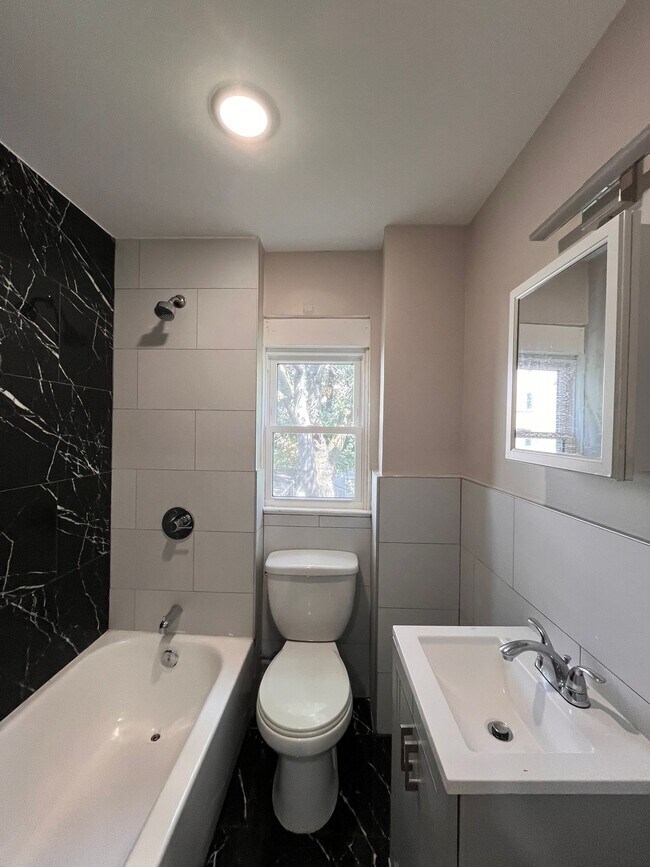 Photo - 214 Fairmount Ave Unit 3