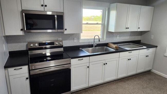 Photo - 4437 E Kitridge Rd