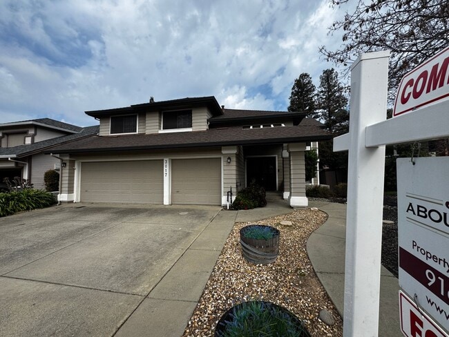 Photo - BEAUTIFUL 2 STORY 4 BD, 3 BATH, 3 CAR GARAGE, WITH POOL!