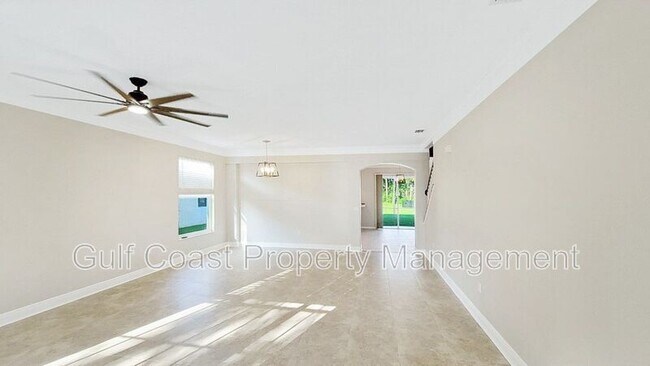 Photo - 8823 Haven Harbour Way