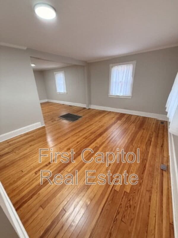 Photo - 627 Warren Ave.