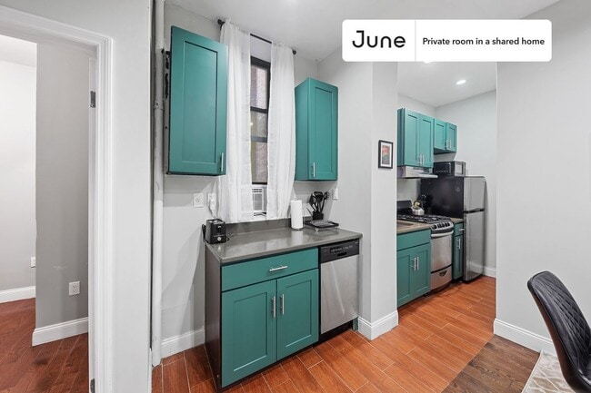 Photo - Room in Shared 4 bed/1.5 bath home Unit C