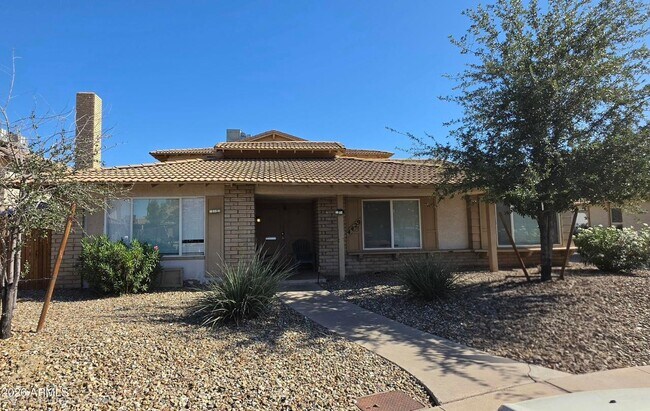 Photo - 4429 N 53rd Ln