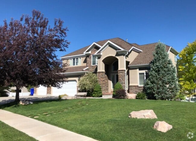 Building Photo - 4588 Spring Meadow Dr Rental