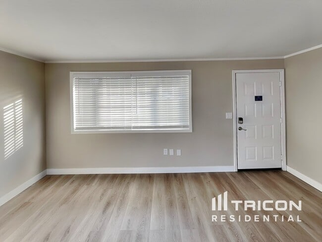 Photo - 13806 NE 49th St