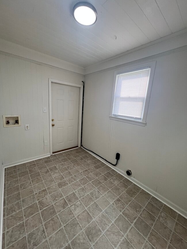 Photo - 1330 Carolina St