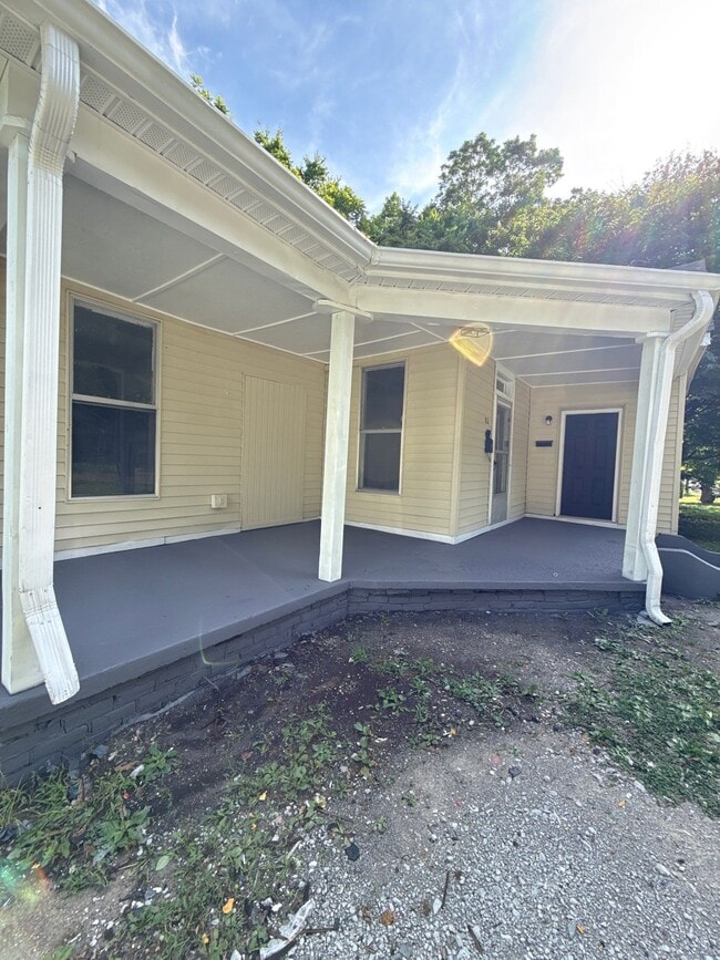 Photo - 812 Tyus St