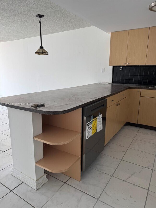 Photo - 16740 NE 9th Ave Unit 608