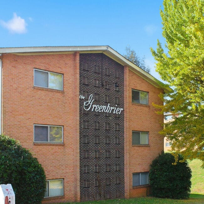 Building Photo - The Greenbrier Apartments