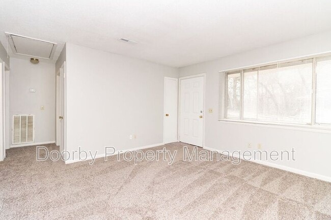 Photo - 6436 Basswood Ln