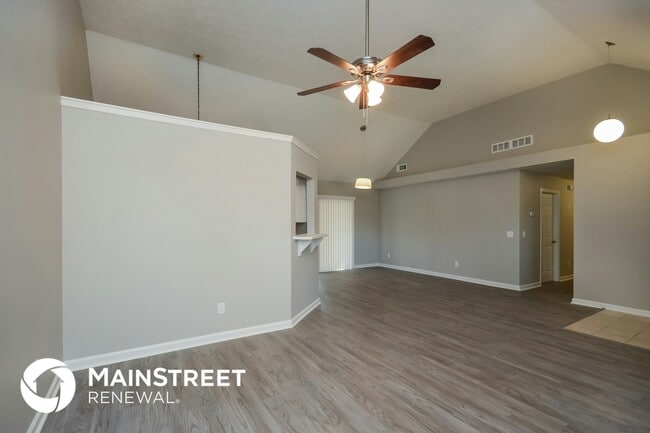 Photo - 9270 Scarlett Dr SW