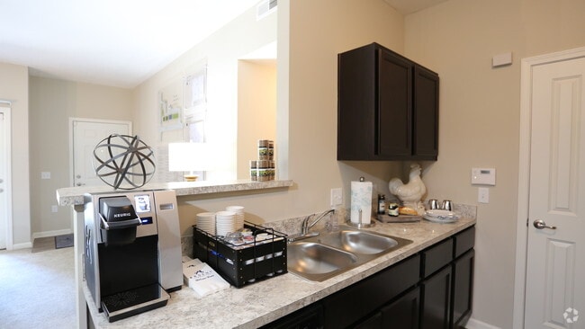 Kitchen - 2BR, 2BA - 1,047 SF - The Eagle
