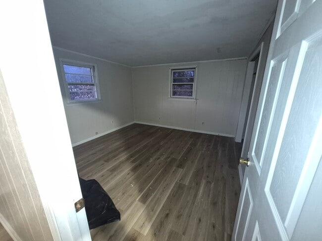 Photo - 460 Stuart St