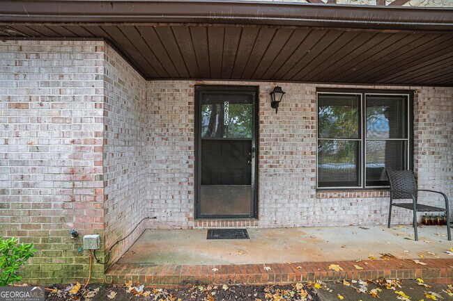 Photo - 2610 Golfview Terrace SE