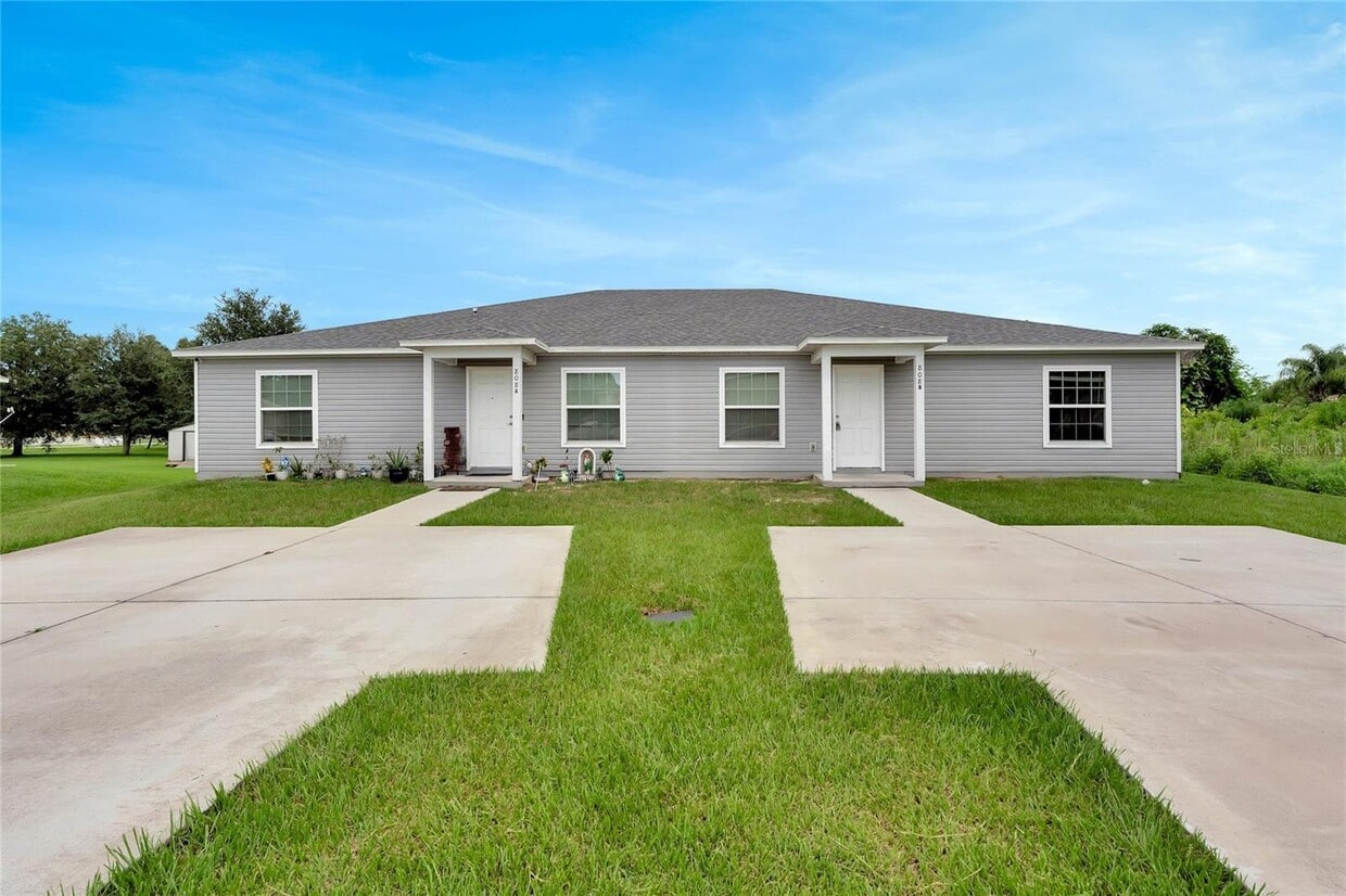 Photo - 808 Abbeville Ct (Poinciana, FL)