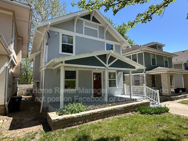 Photo - 5105 Walnut St