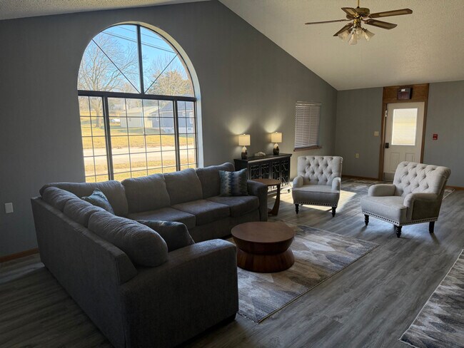 Photo - 604 S Polk St Unit HZ101