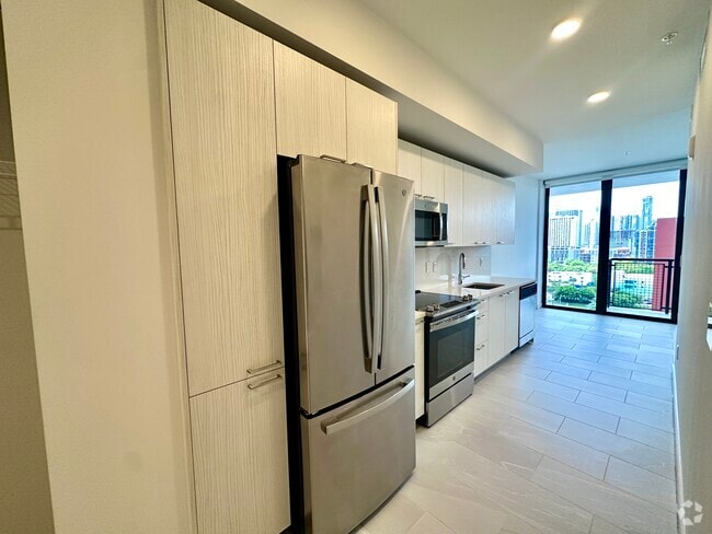 Building Photo - 1936 NW 2nd Ct Unit A12 Rental