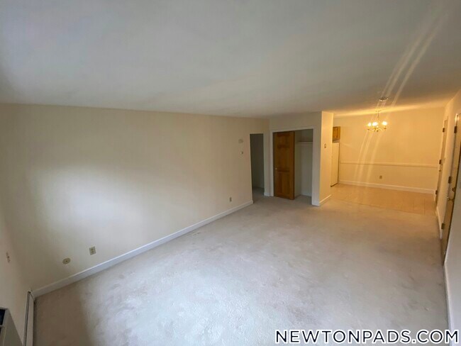 Photo - 278 Grove St Unidad 1