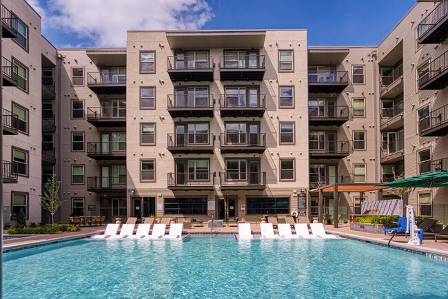 Building Photo - Alexan Evans Station