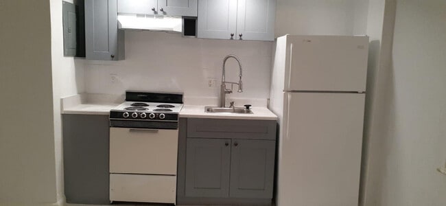 Photo - 1407 NE 56th St Unit 101e