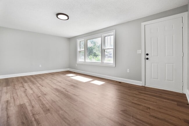 Photo - Pet Friendly Two Bedroom!