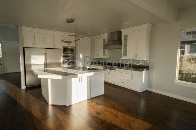 Photo - 1867 S Prairie Pond Rd