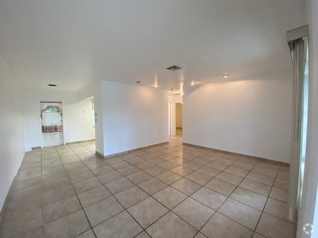 Building Photo - 2301 N 56th Ter Unit F Rental