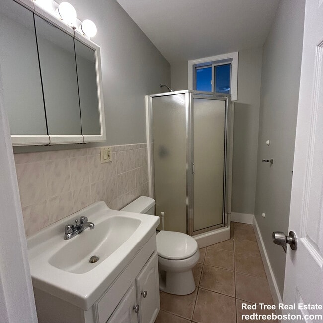 Photo - 158 Holland St