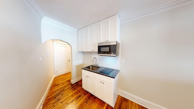 Building Photo - 22 Chiswick Rd Unit 5 Rental