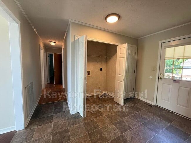 Photo - 1511 Cavern Court