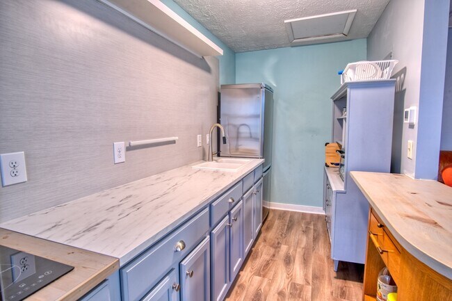 Photo - 408 S 11th St