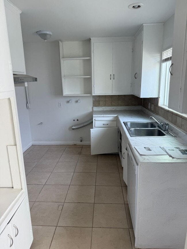 Photo - Affordable  3 bedroom house in Inyokern
