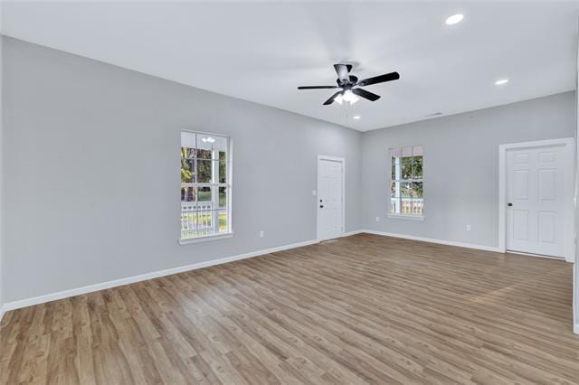 Photo - 323 W Cherry St