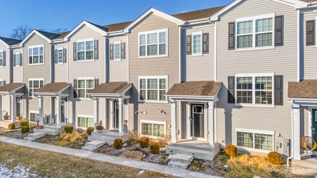 Building Photo - 2544 Alison Ave