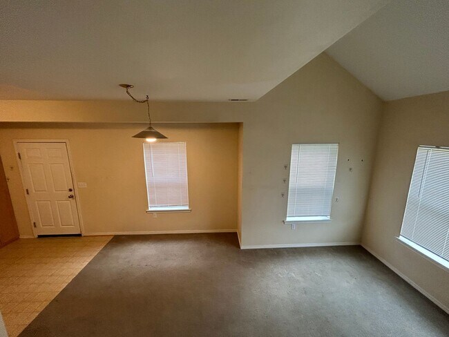 Photo - BY4020 Unit 202