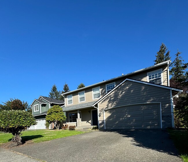 4 Bedroom Home in Maple Valley - 4 Bedroom Home in Maple Valley