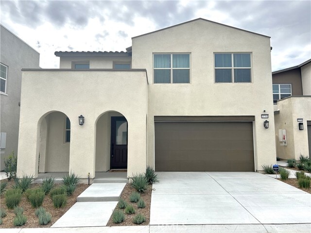 Building Photo - 15764 Caterpillar Dr Rental