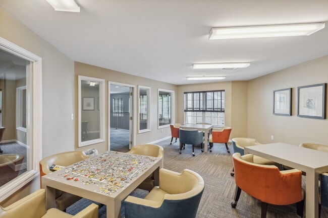 Photo - Columbia Colony Senior