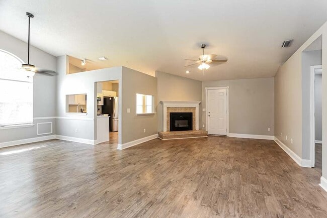 Photo - 8765 Hammond Forest Dr