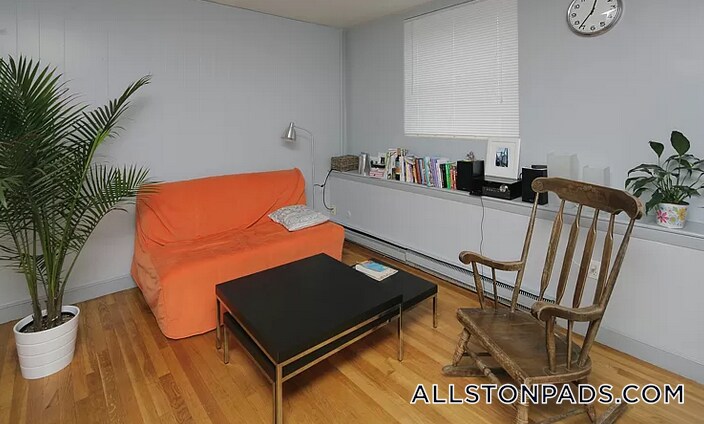 Photo - 10 Armington St Unidad 4