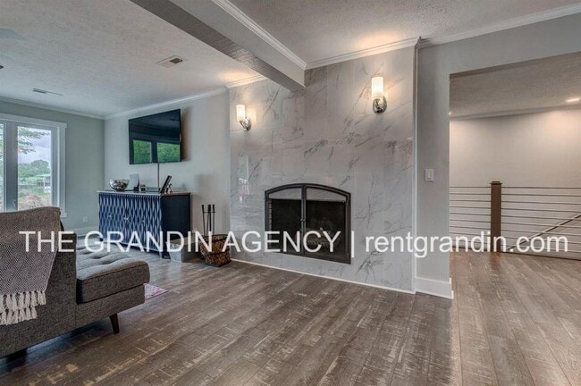 Photo - 1684 Dudley Amos Rd