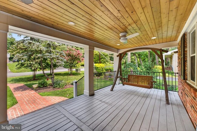 Photo - 6443 Walters Woods Dr