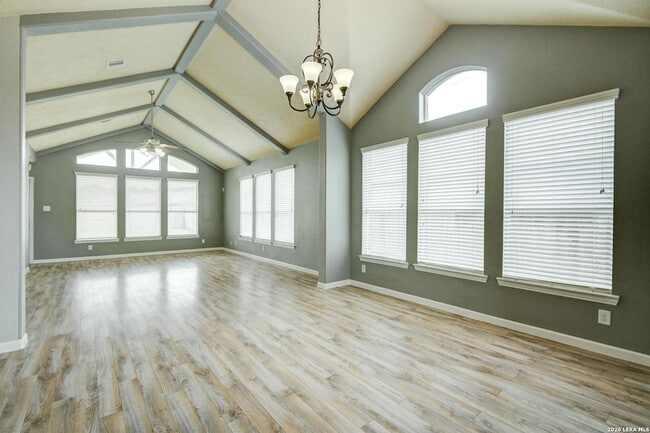 Photo - 122 Bright Brook Ln