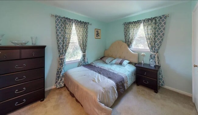 Photo - 112 Camelot Dr